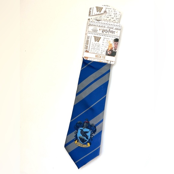 ✨NWT✨ Harry Potter Ravenclaw Neck Tie - Picture 4 of 5